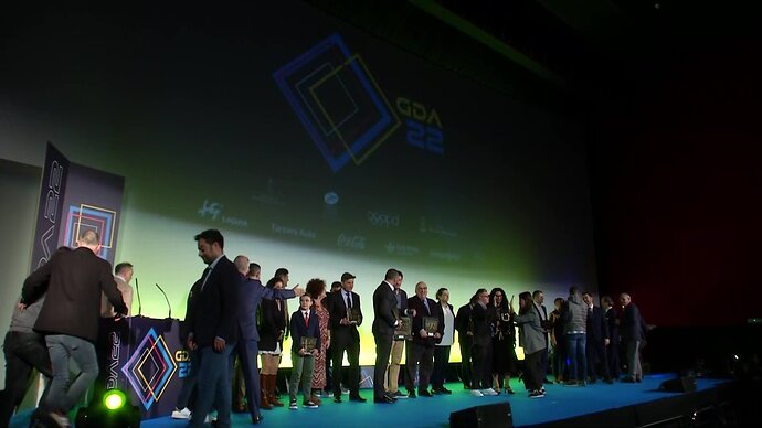 vlcsnap-2023-12-15-20h32m10s195.jpg.725911ad300120528f75a65132aaa42a.jpg