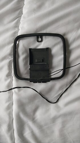 denon_antenne.jpg.b099a4307f0584c92efb1c0f74d04f48.jpg