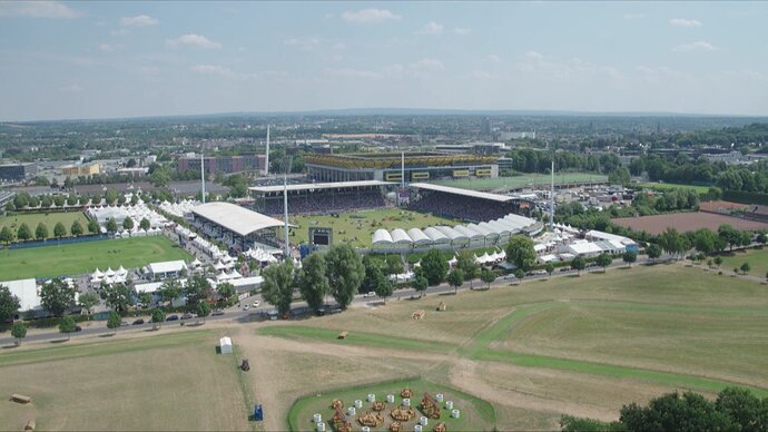 vlcsnap-2022-07-03-15h53m36s817.jpg.b5841e93f4489b3f0932186ef13b0b93.jpg