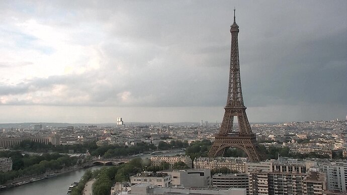 vlcsnap-2024-06-30-22h21m49s345.jpg.663f3311e9b8a5bcffb0278d32365af4.jpg