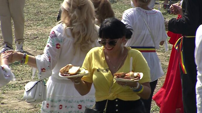 vlcsnap-2022-08-27-14h10m12s818.jpg.927249796334665e2fddfa581c09bc9d.jpg
