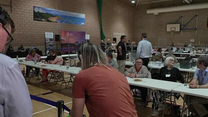 vlcsnap-2024-07-04-22h41m40s207.jpg.14db6ebc0bac5f746a8f5161e1e2b0d2.jpg